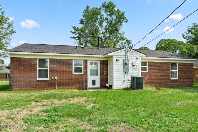2702 Bunche Street, Wilmington, NC 28405