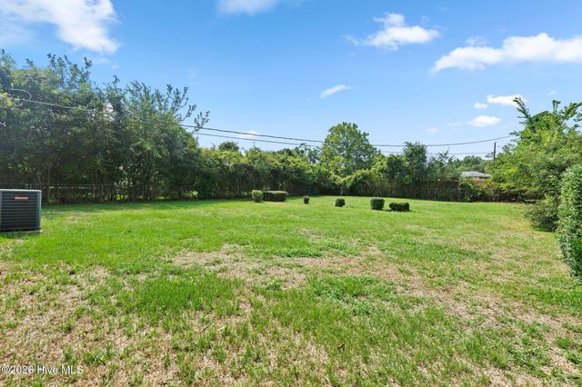 2702 Bunche Street, Wilmington, NC 28405