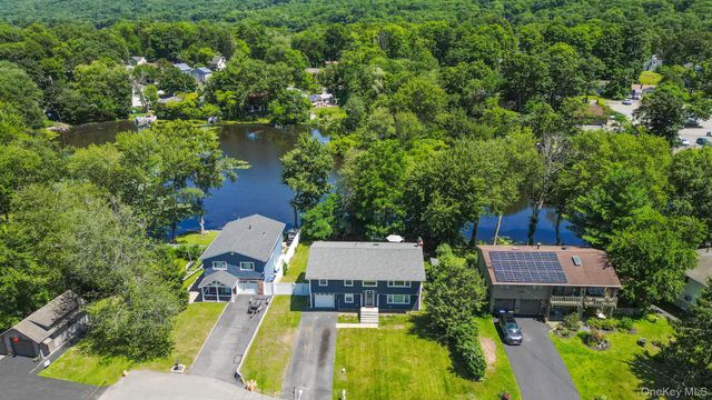 36 Lakewood Road, Greenwood Lake, NY 10925