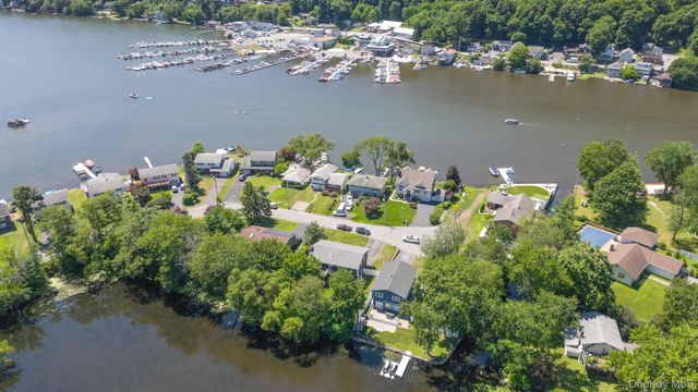 36 Lakewood Road, Greenwood Lake, NY 10925