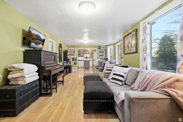 1103 E OAK ST, Ogden, UT 84401