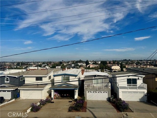 1747 Wollacott, Redondo Beach, CA 90278