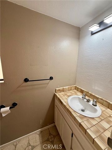 1747 Wollacott, Redondo Beach, CA 90278