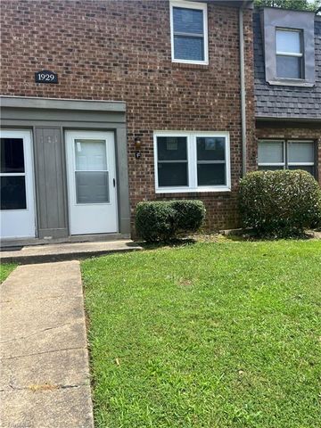 1929 Vantage Point Place F, Greensboro, NC 27407
