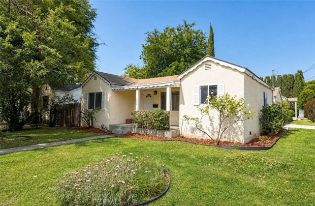 5759 Hazeltine, Van Nuys, CA 91401