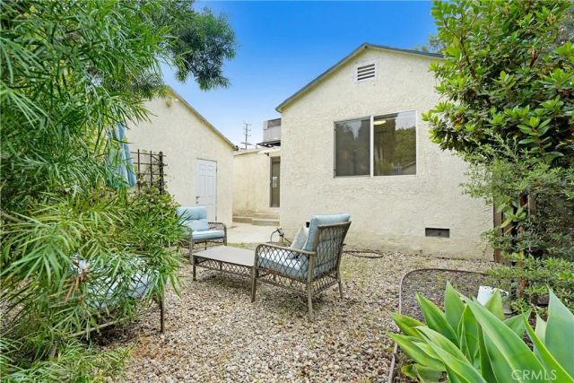5759 Hazeltine, Van Nuys, CA 91401