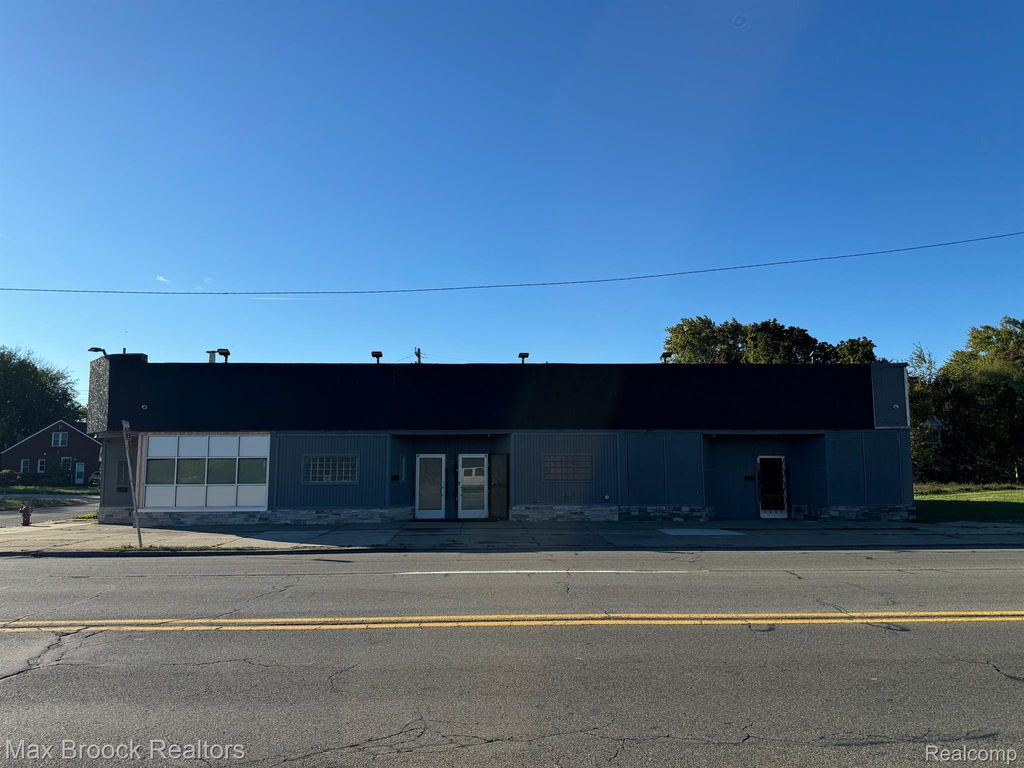 17107 W MCNICHOLS Road, Detroit, MI 48235