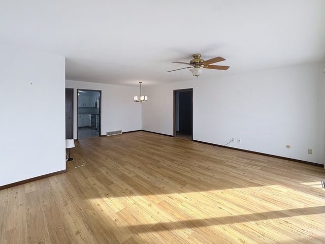 3715 35th Street 3, Moline, IL 61265