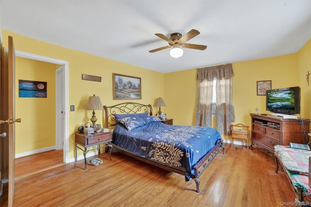 65 Hillview Avenue, Yonkers, NY 10704