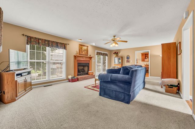 3191 Quincy Ln, Clarksville, TN 37043