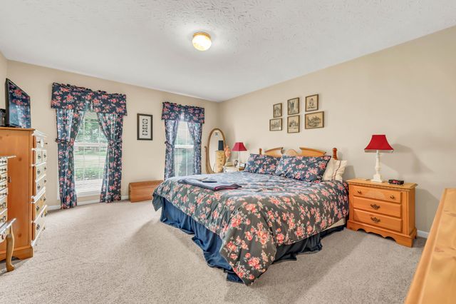 3191 Quincy Ln, Clarksville, TN 37043