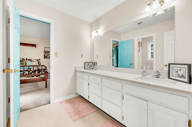 3191 Quincy Ln, Clarksville, TN 37043