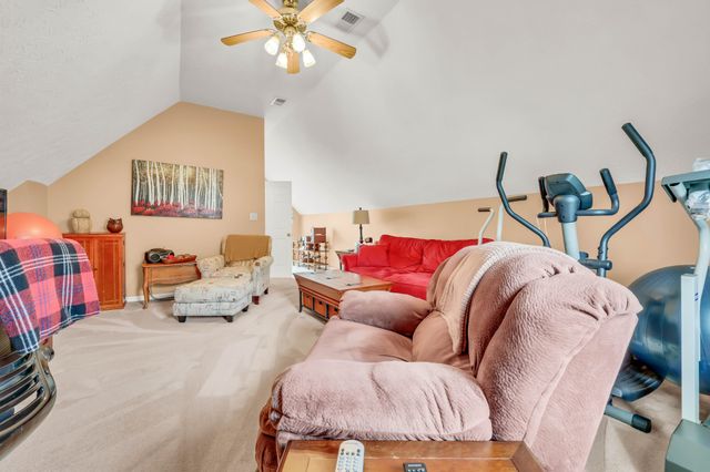 3191 Quincy Ln, Clarksville, TN 37043