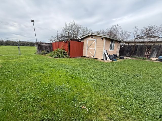 3315 Sunnyview Ln, North Highlands, CA 95660