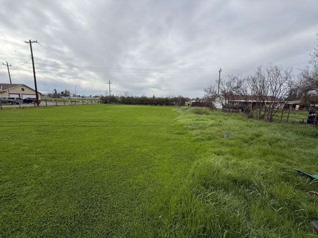 3315 Sunnyview Ln, North Highlands, CA 95660