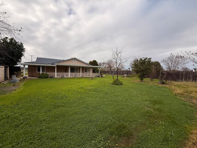 3315 Sunnyview Ln, North Highlands, CA 95660