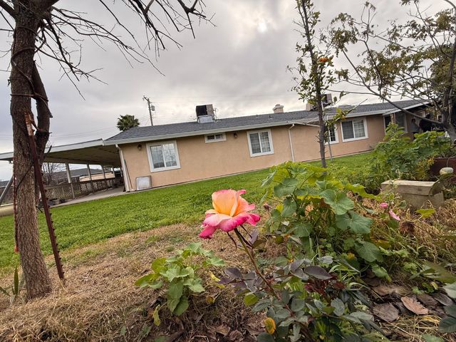 3315 Sunnyview Ln, North Highlands, CA 95660