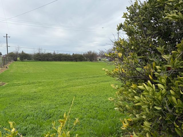 3315 Sunnyview Ln, North Highlands, CA 95660