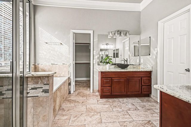 54 Parsley Court, Lake Jackson, TX 77566