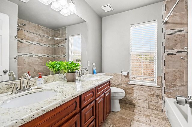 54 Parsley Court, Lake Jackson, TX 77566