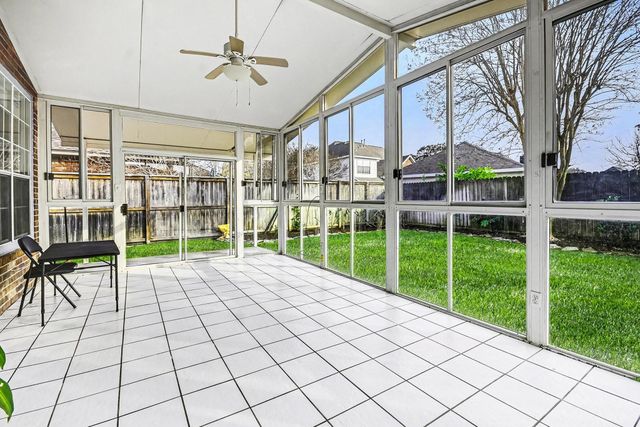 54 Parsley Court, Lake Jackson, TX 77566