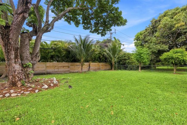 172 NW 90th Street, El Portal, FL 33150