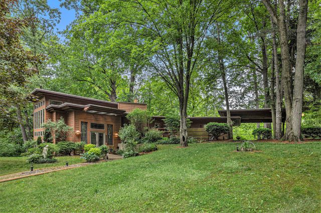 6888 Ann Arbor Road, Leoni Twp, MI 49201