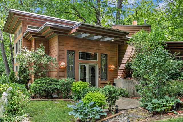 6888 Ann Arbor Road, Leoni Twp, MI 49201