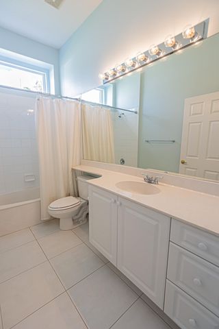 668 SW Lake Charles Circle, Port St. Lucie, Port St Lucie, FL 34986