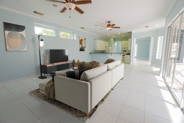 668 SW Lake Charles Circle, Port St. Lucie, Port St Lucie, FL 34986