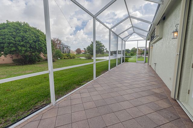 668 SW Lake Charles Circle, Port St. Lucie, Port St Lucie, FL 34986