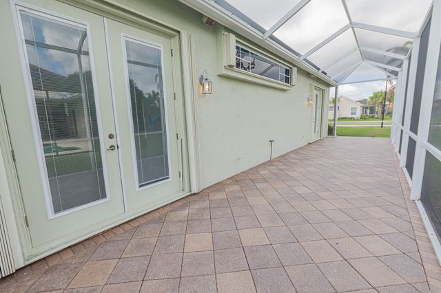 668 SW Lake Charles Circle, Port St. Lucie, Port St Lucie, FL 34986