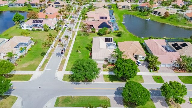 668 SW Lake Charles Circle, Port St. Lucie, Port St Lucie, FL 34986
