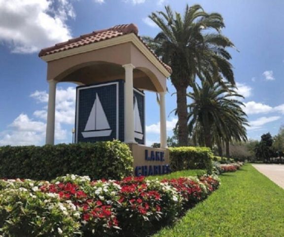 668 SW Lake Charles Circle, Port St. Lucie, Port St Lucie, FL 34986