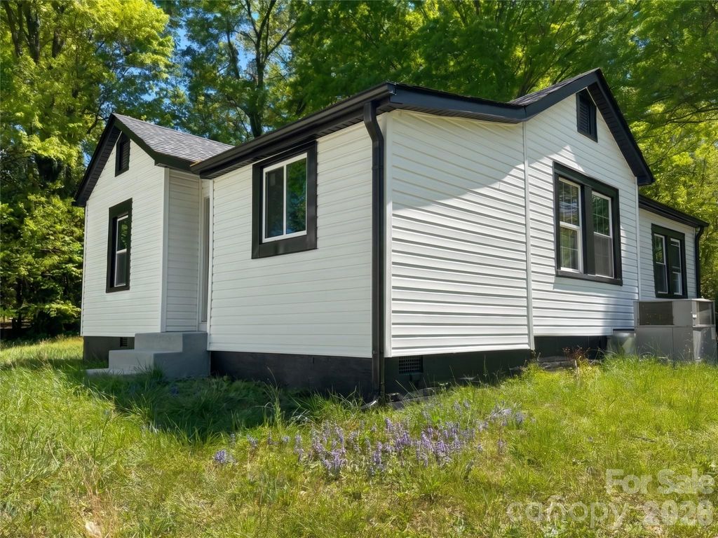 307 Ervin Drive, Cherryville, NC 28021