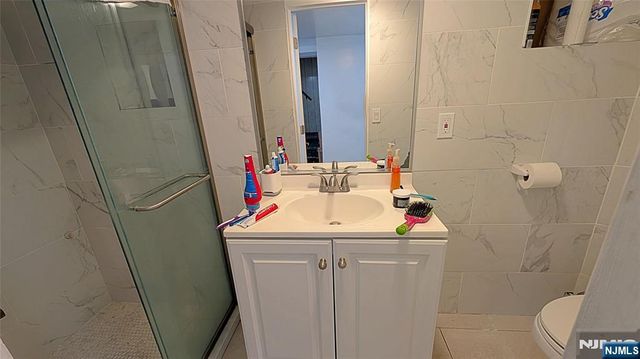 6208 Durham Avenue, North Bergen, NJ 07047