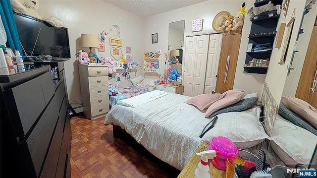 6208 Durham Avenue, North Bergen, NJ 07047