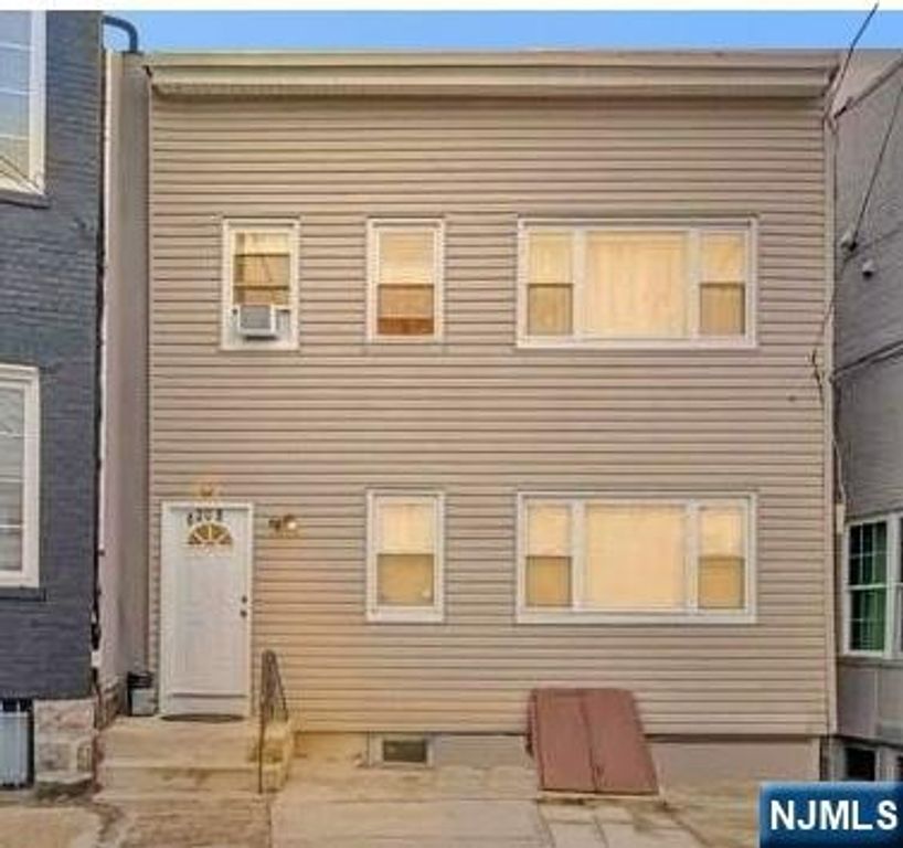 6208 Durham Avenue, North Bergen, NJ 07047
