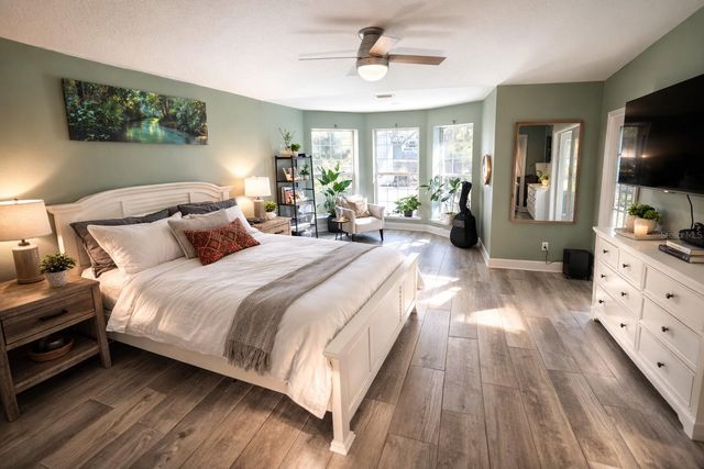 731 BREEZY OAK COURT, Deland, FL 32724