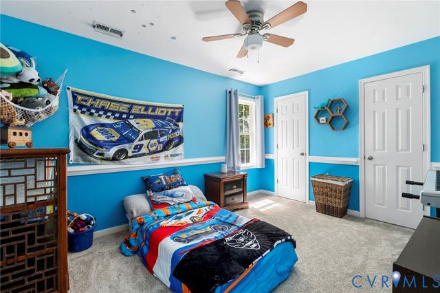 5833 Buckhunt Ln, New Kent, VA 23124