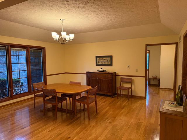 2357 Palmera Court, Bettendorf, IA 52722