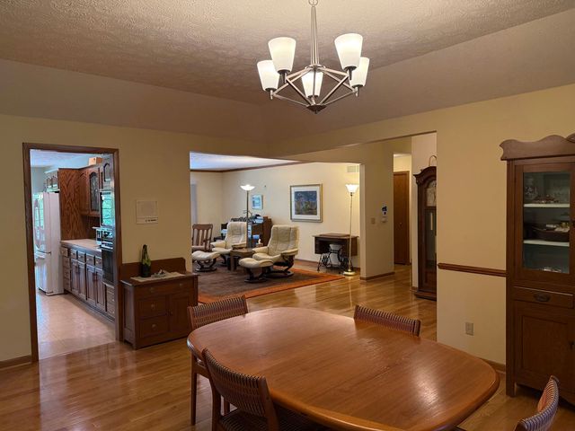 2357 Palmera Court, Bettendorf, IA 52722
