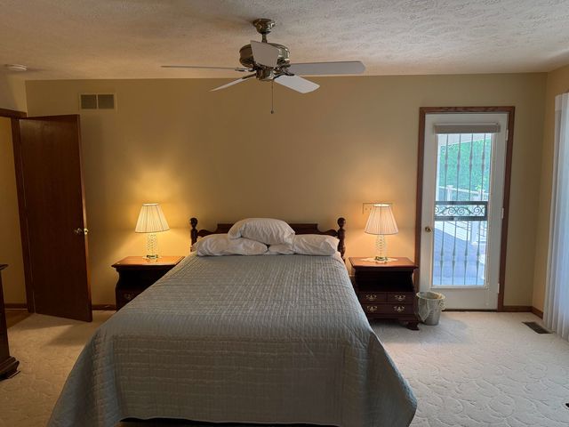2357 Palmera Court, Bettendorf, IA 52722