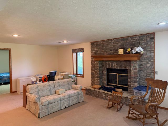 2357 Palmera Court, Bettendorf, IA 52722