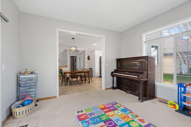 14115 Foxtail Lane, Apple Valley, MN 55124