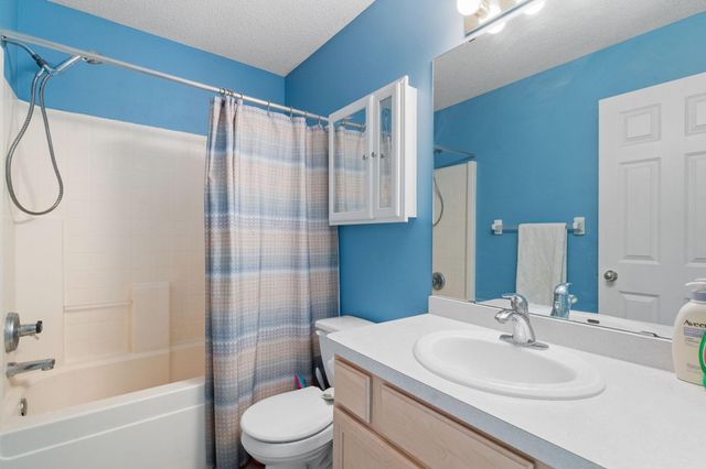 14115 Foxtail Lane, Apple Valley, MN 55124