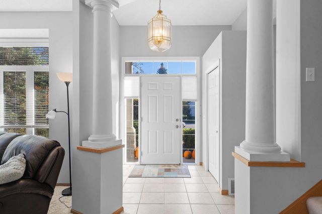 14115 Foxtail Lane, Apple Valley, MN 55124