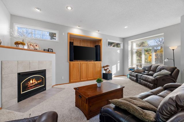 14115 Foxtail Lane, Apple Valley, MN 55124