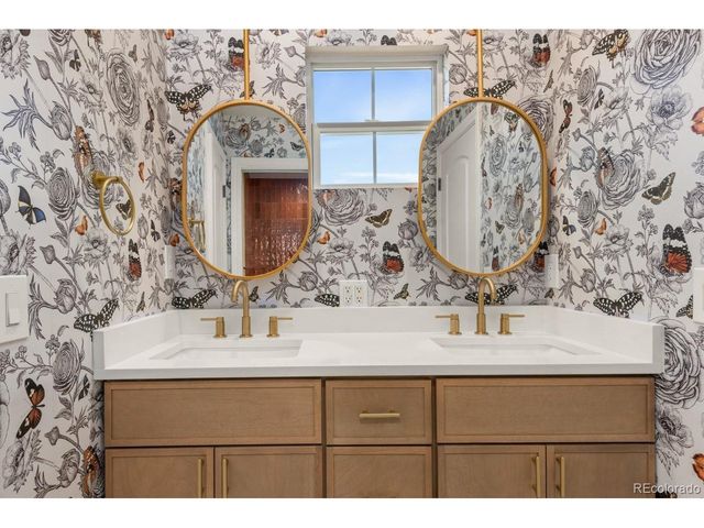 58 Blue Heron Dr, Thornton, CO 80241