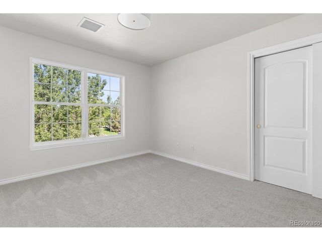 58 Blue Heron Dr, Thornton, CO 80241